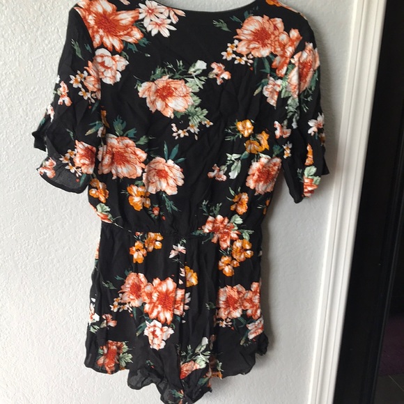 Romper! - Picture 4 of 4